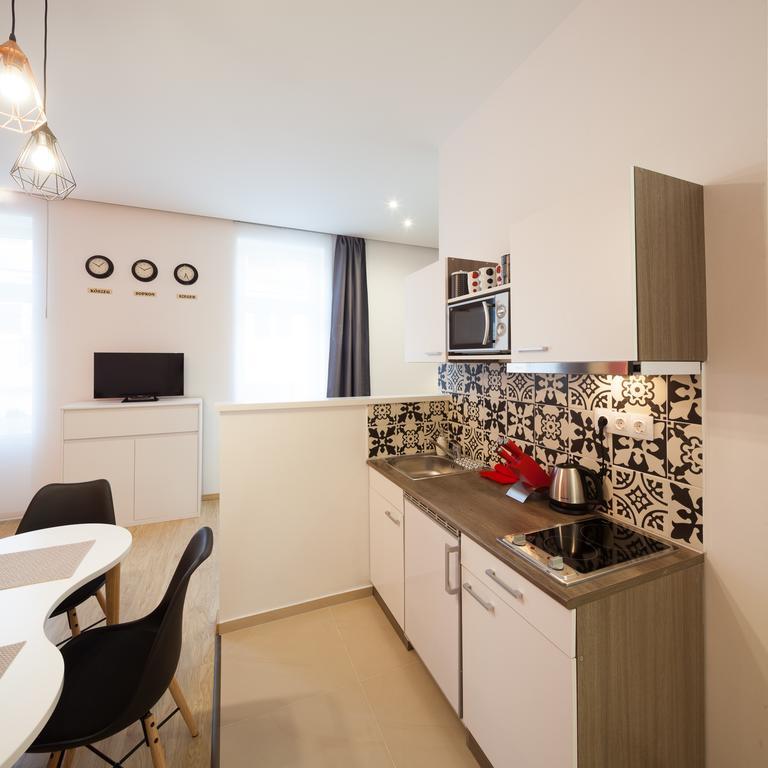 Studio 16 Sopron Luaran gambar
